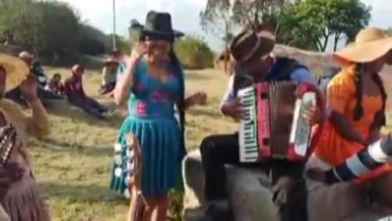 Huayños con Delia y Benigno