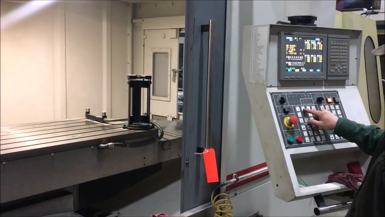 Akira Seiki SV-2060 - Vertical Machining Center - For Sale!!