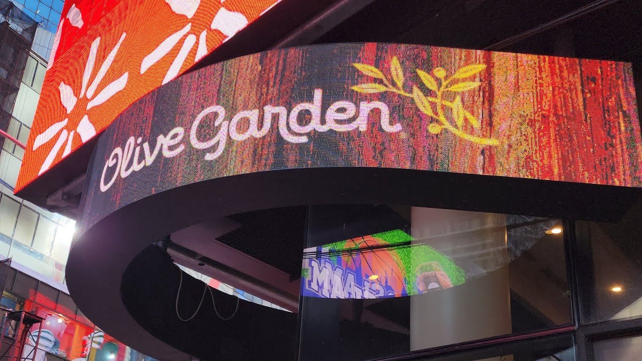 OLIVE GARDEN ITALIAN RESTAURANT / TIMES SQUARE NEW YORK