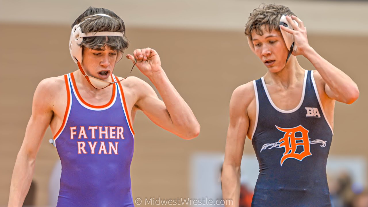 113 &ndash; Rory Burright {G} of DeKalb IL vs. Joseph Calvin {R} of Father Ryan TN