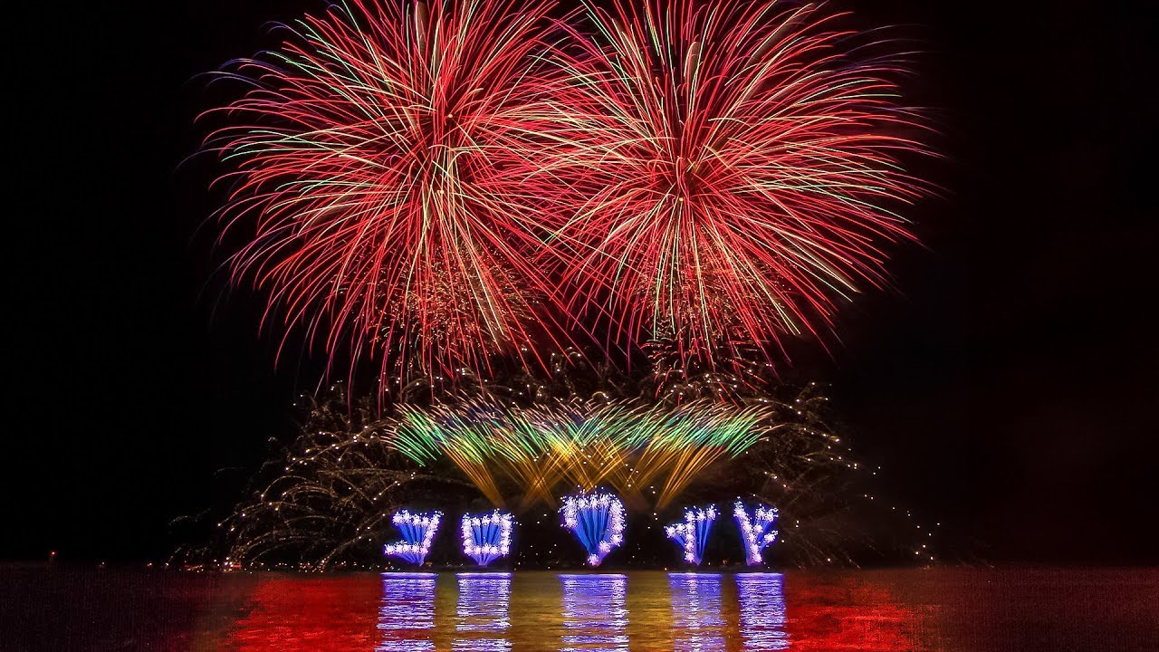 [4K UHD] 逗子海岸花火大会 2018 コロワイド ドリーム花火 - Zushi Fireworks 2018 Grand Finale - (shot on Samsung NX1)