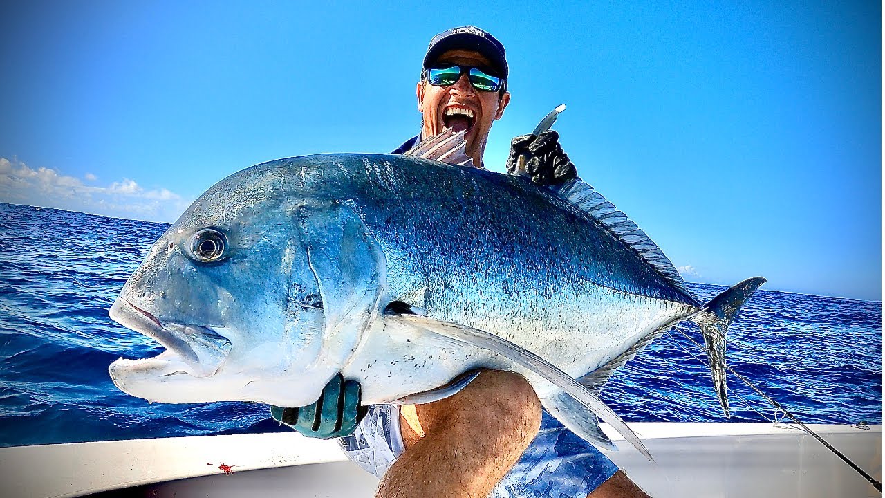 Fishing one of Australia most dangerous Locations ALONE ** Big Risks Big Rewards