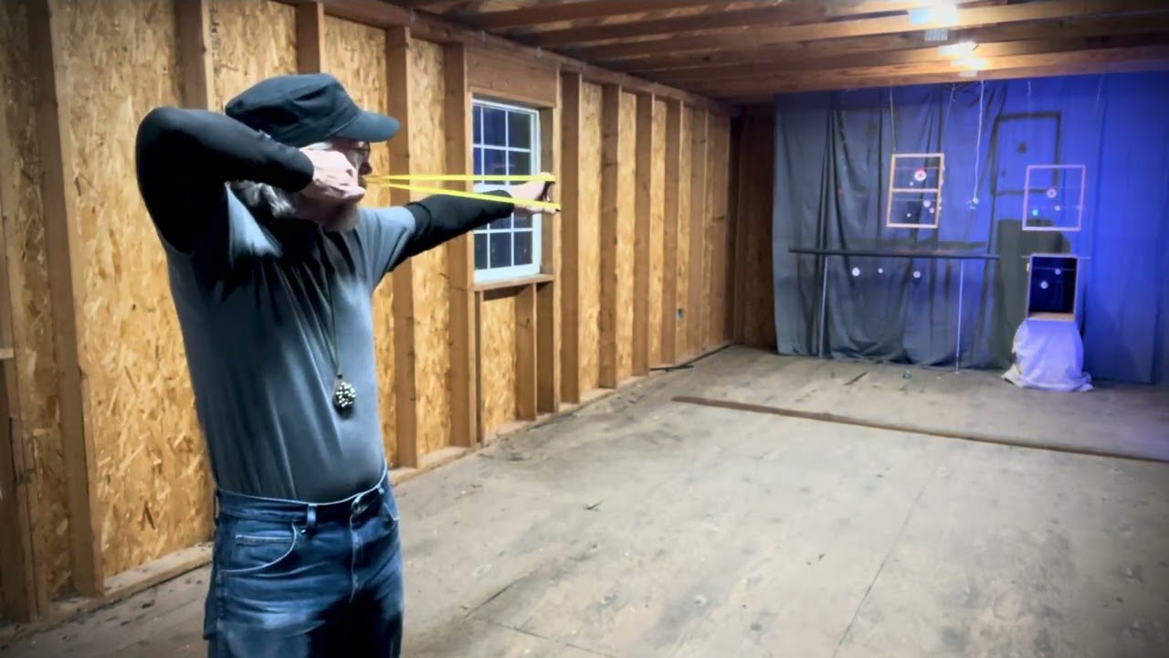 Shooting a 20mm flipper target with my handcrafted slingshot