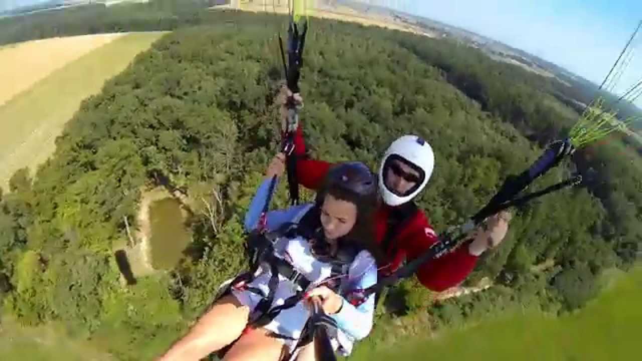 Pierwszy lot paralotnią w tandemie Pauliny