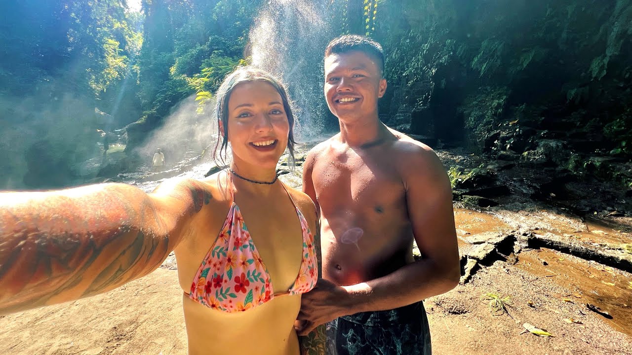 Temesi Waterfall in Gianyar, Bali ☀️