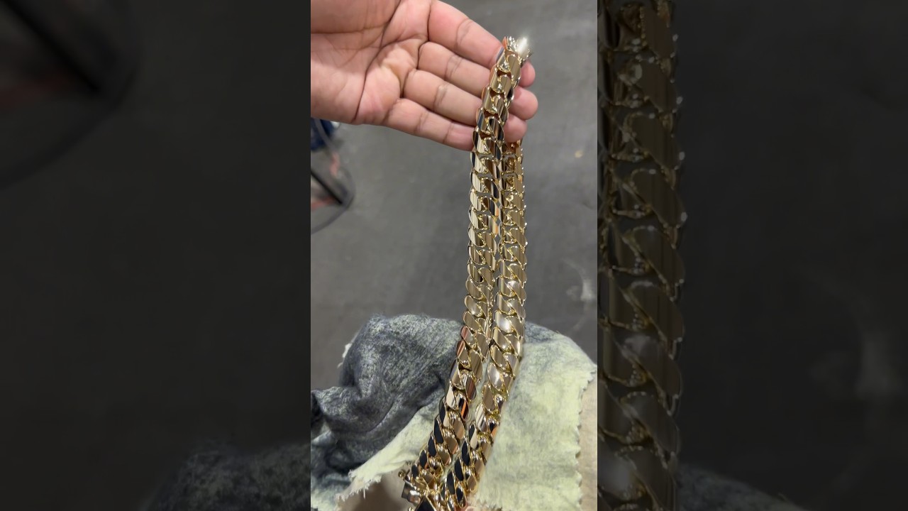 500 grams, 10k, 24&rdquo; Miami Cuban link, perfect for DAILY WEAR 🤣 #gusvillajewelry #cubanlink #gold