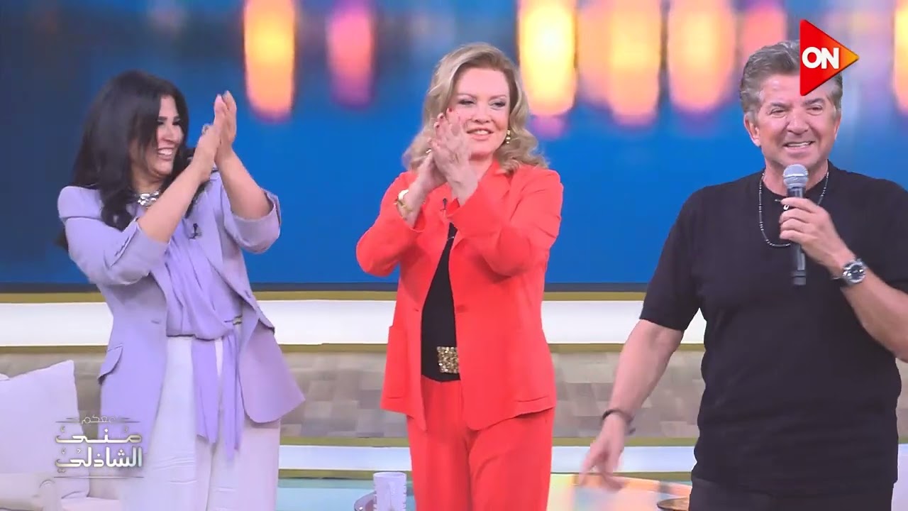 😍غنى لزوجته جورجينا - تيجي نقسم القمر