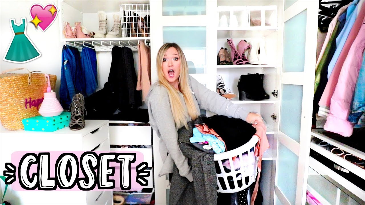 Cleaning Out My Closet!! AlishaMarieVlogs