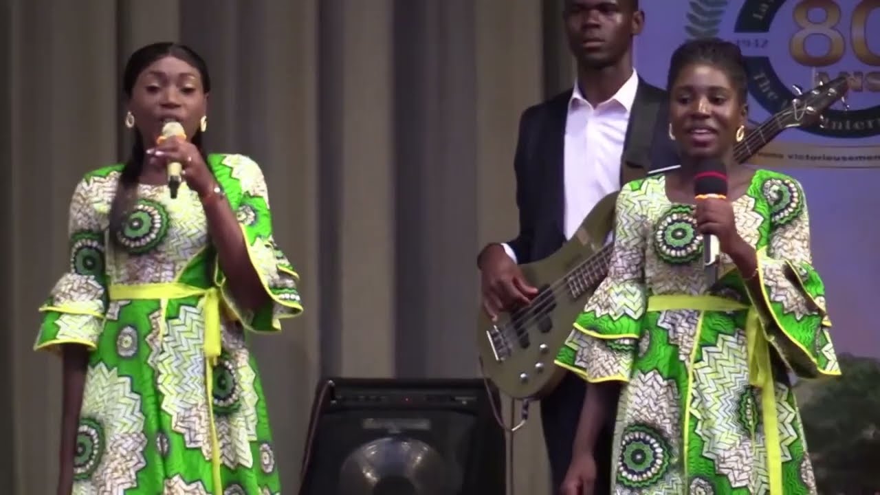 80è Anniversaire de la Voie au Congo B Production de la Voie Vivons victorieusement