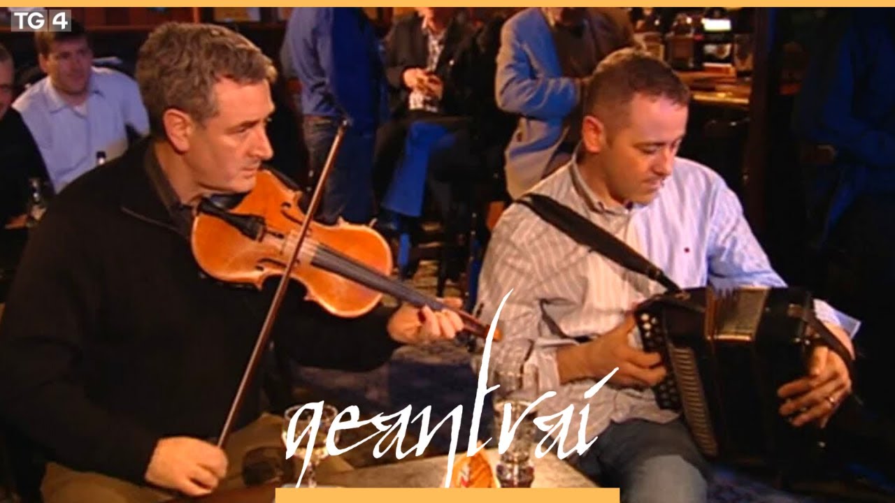 Johnny McHugh, Tom Doherty & Maria Lynn | Tigh Hiney, Cros Mhaoilíona, Maigh Eo | Geantraí TG4