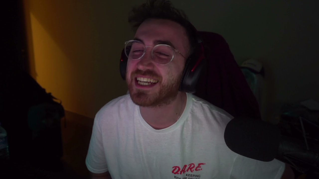 WTCN EKİPLE CODENAMES OYNUYOR || (1000 IQ HAREKETLER)