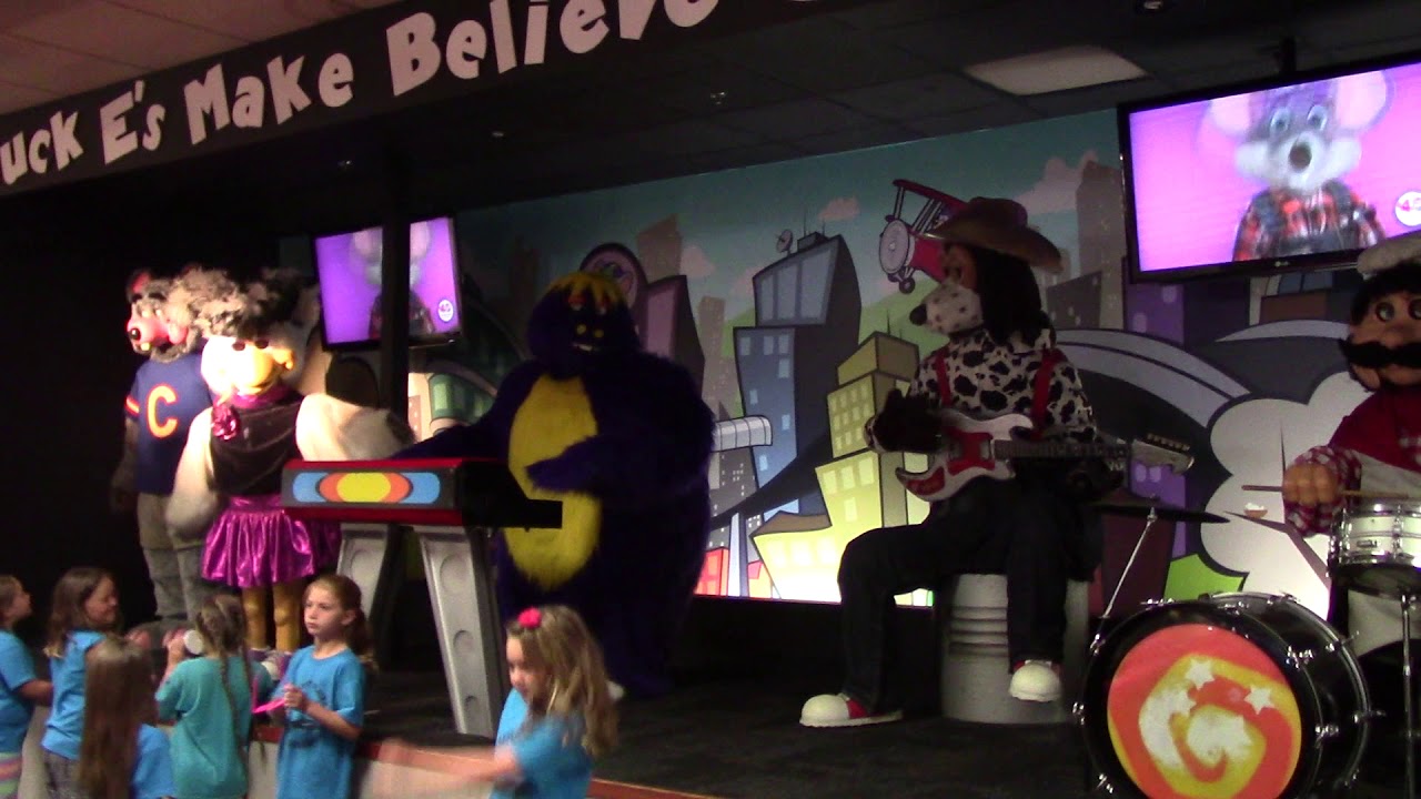Trio | Chuck E. Cheese's - Springfield, IL