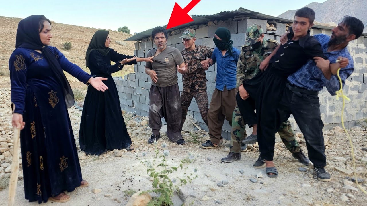 Ali's surprise arrest by the police; Afsaneh's joy at the end of his suffering!
