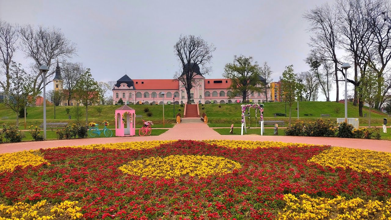 The most beautiful small town park in Croatia. Virovitica center short bike ride