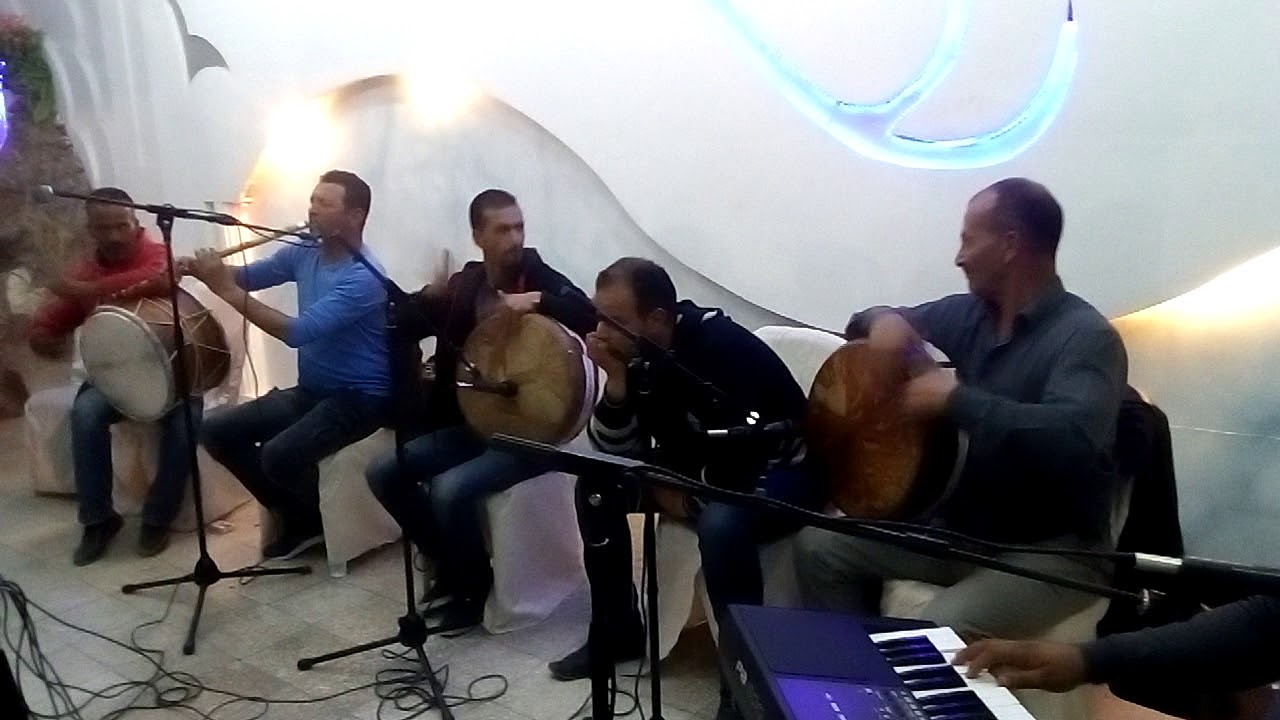فرقت الفنون الشعبية تاجروين ولد الغنجى ومكرم وز عا لقصاب(1)