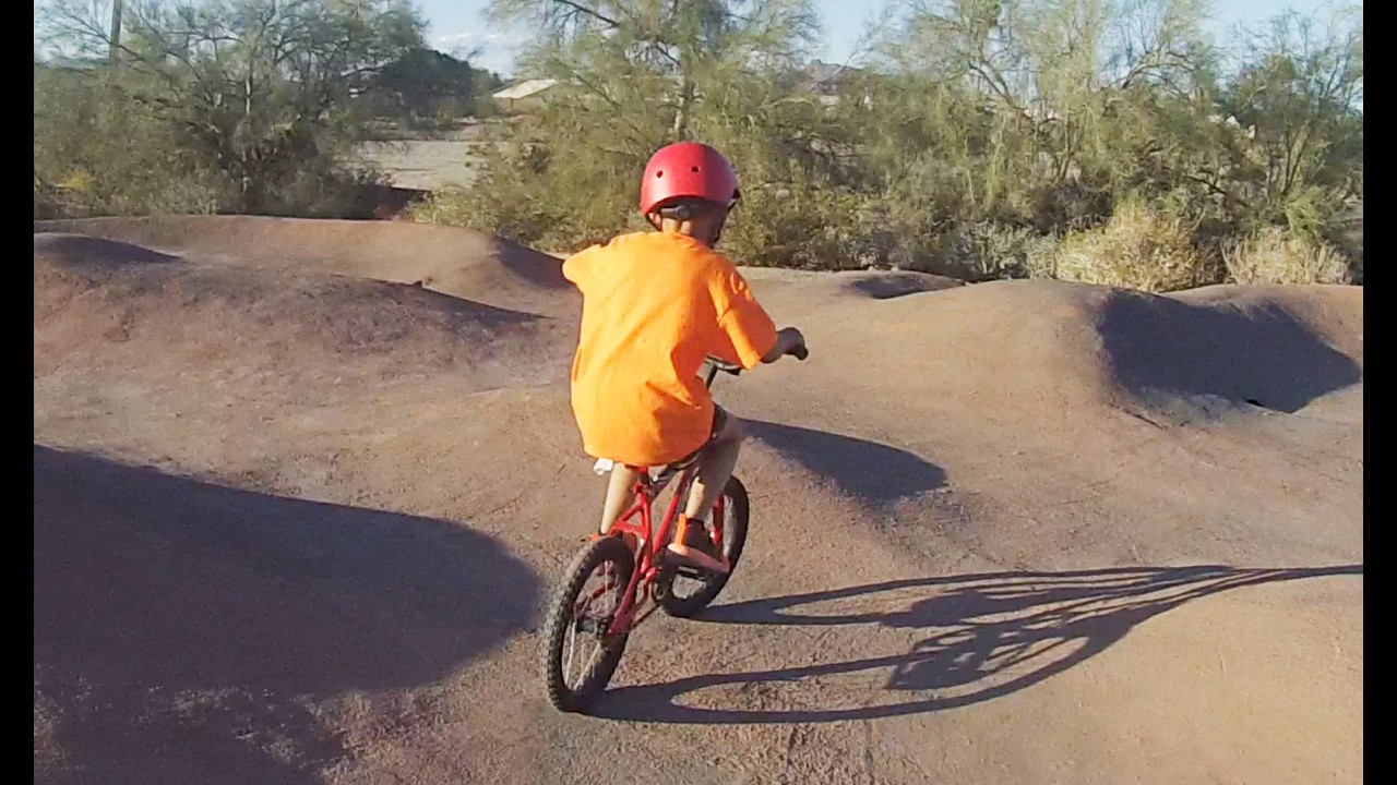 Uriyah Bike Rippin 🤙 Red Mountain