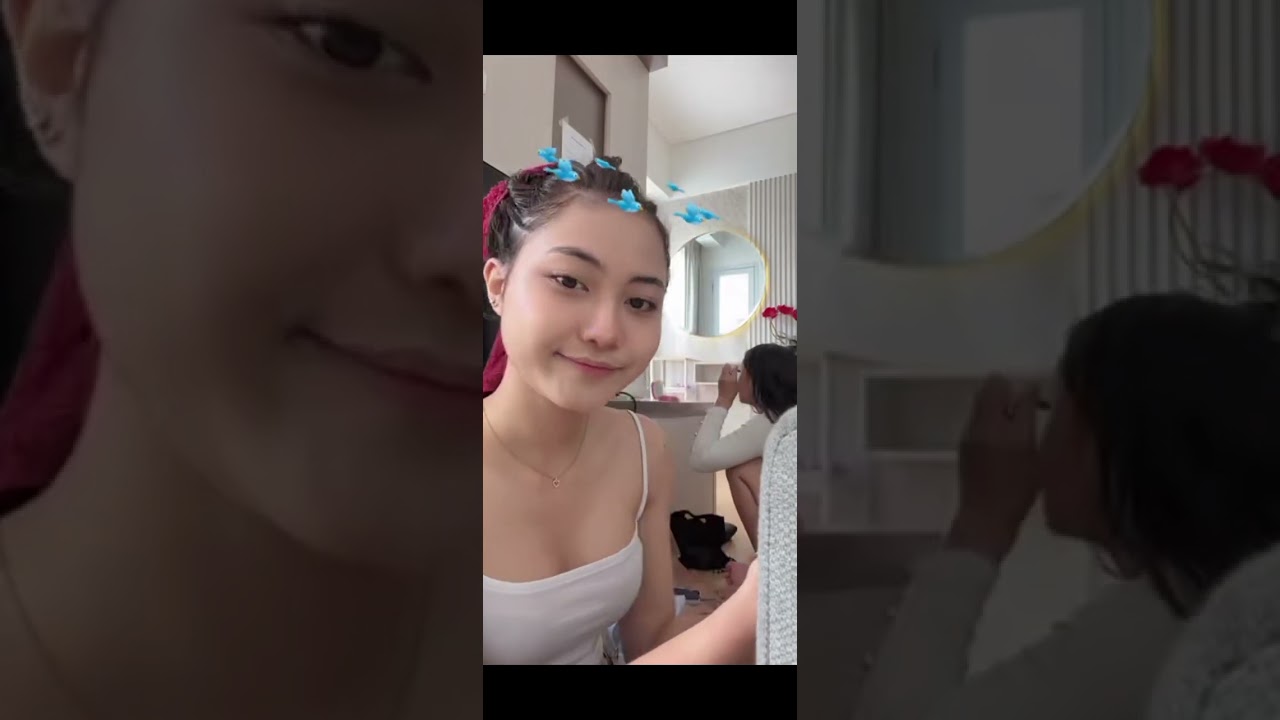 Kakak cantik live sambil make up🤩😚😍