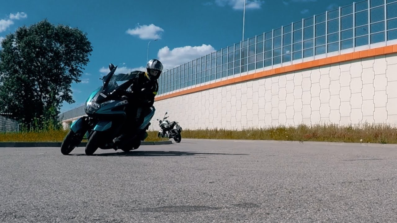 Yamaha Tricity 125 2017: Trójkołowy skuter, który jeździ jak... | Jednoślad.pl