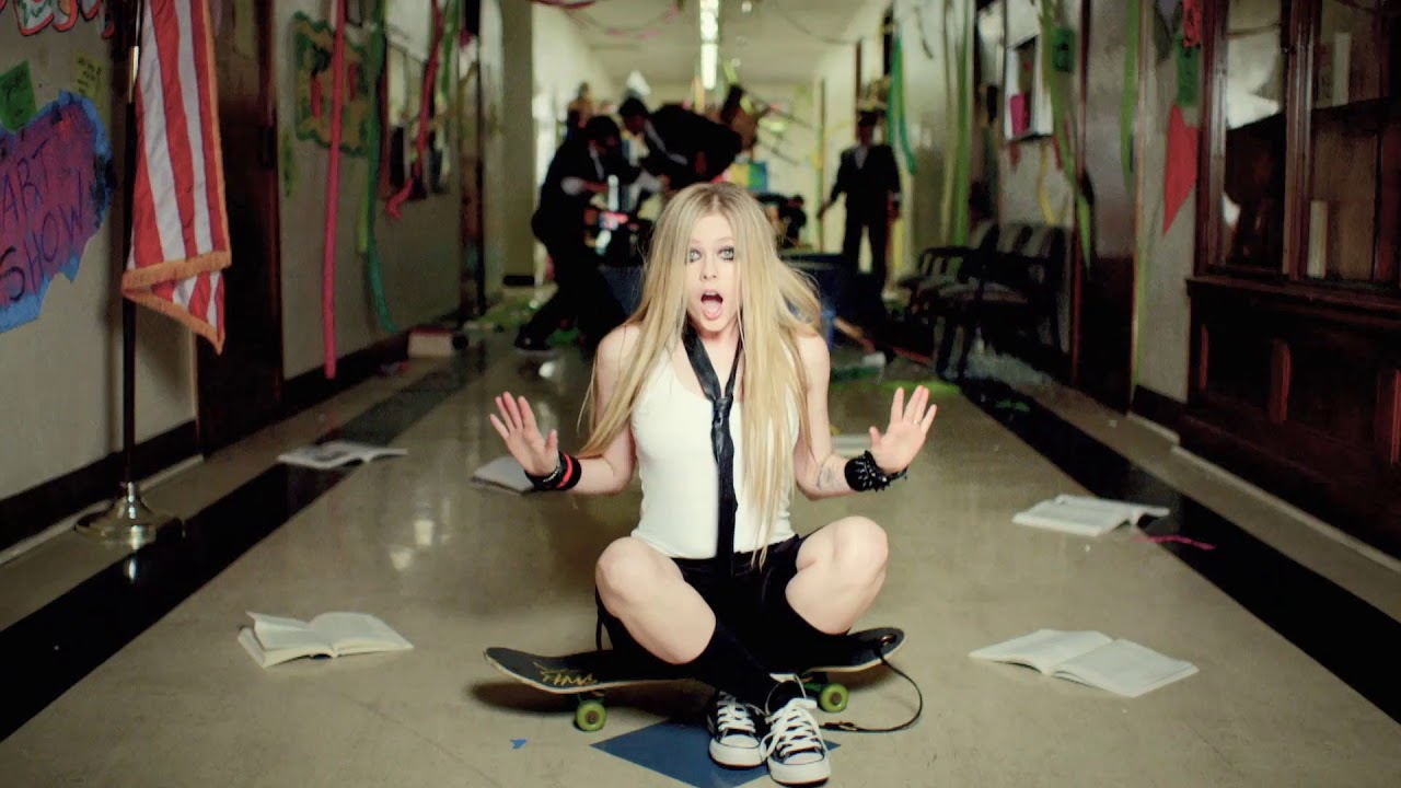 Avril Lavigne - Here's To Never Growing Up (Pop Punk Remix)