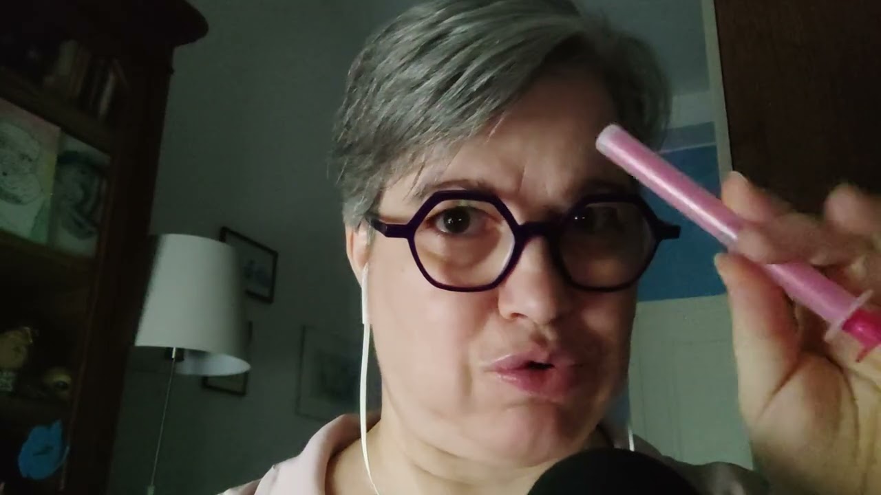 Asmr- taglio e piega per martino