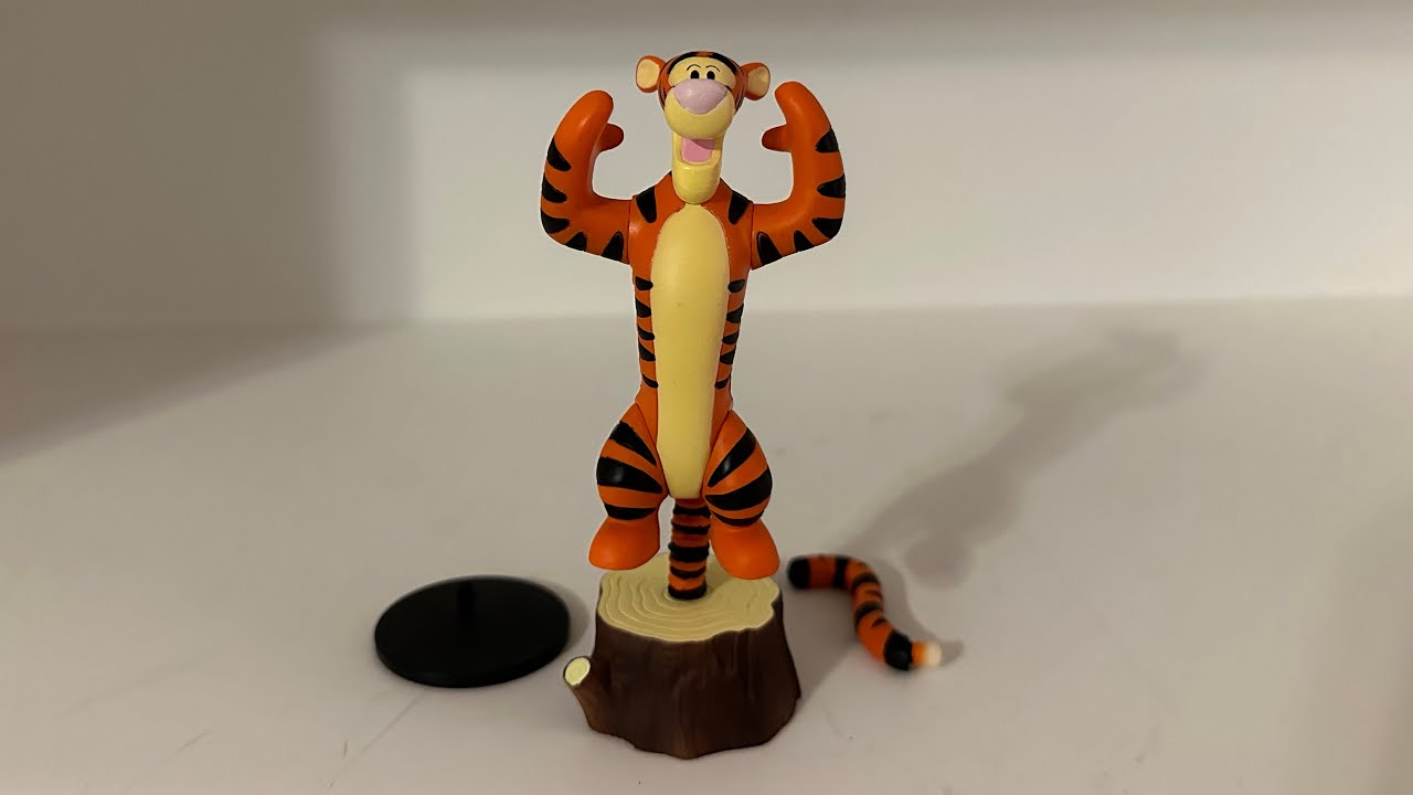 Unboxing Video: Disney Magical Collection Tigger Figure