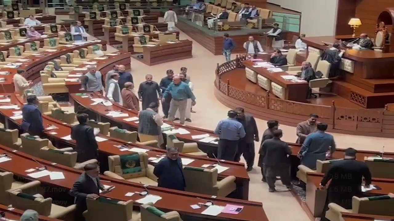 MQM Pakistan protests in Sindh Assembly
