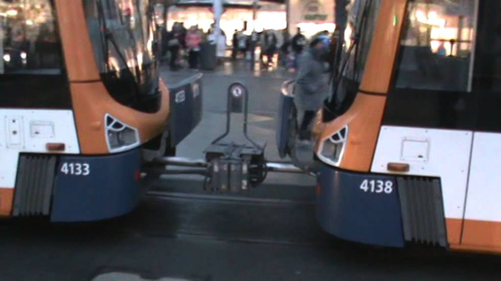 RNV Bombardier Variobahn Doppeltraktion in Heidelberg Bismarckplatz