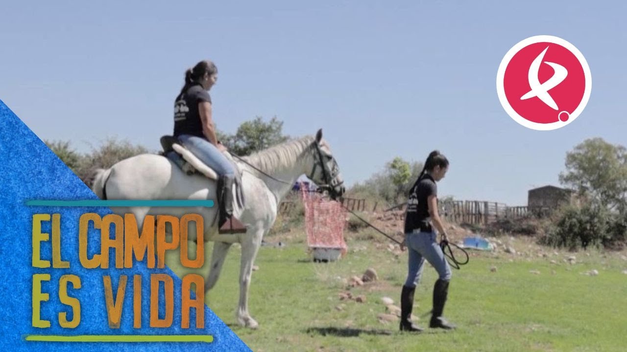 Isabel y Lidia se estrenan como jinetes | El campo es vida