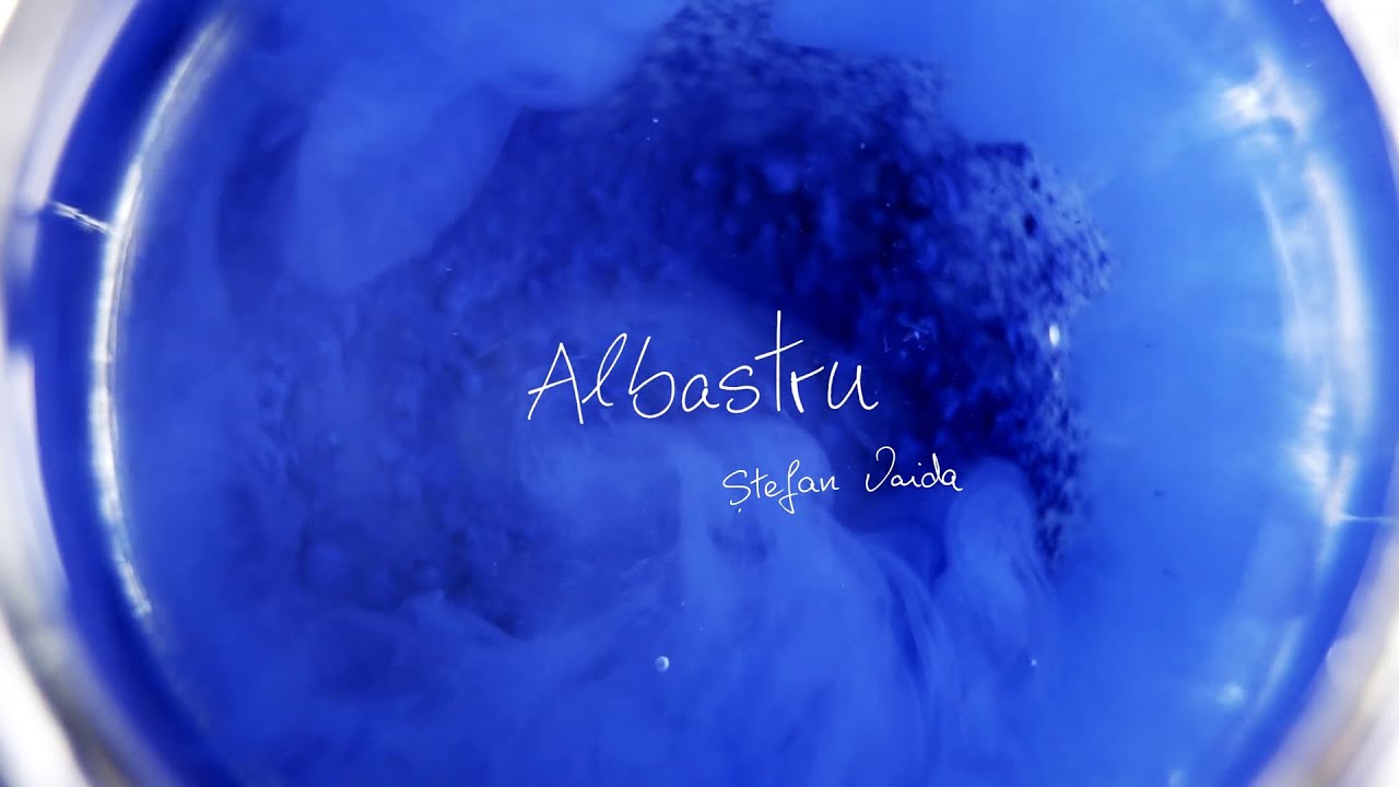 The blue of Ştefan Vaida from Transylvania | Stefan's Vaida Blau, Der Restaurator von Siebenbürgen