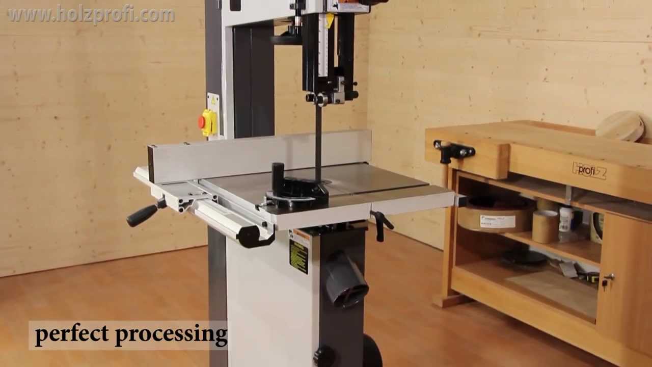 Cutting wood with the wood bandaw SBW4800 by Holzprofi