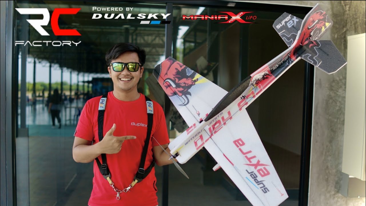 RC Factory - Super Extra L flown by Ryu Sintuphrom