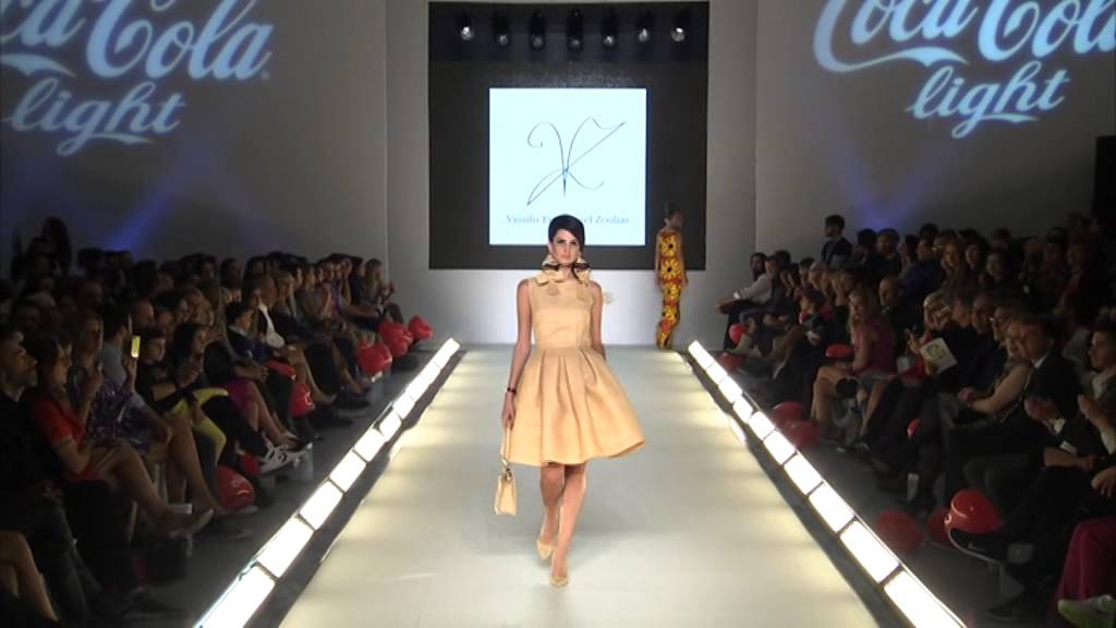 “YAKINTHI” fashion show Vassilis Zoulias / Pericles Kondylatos