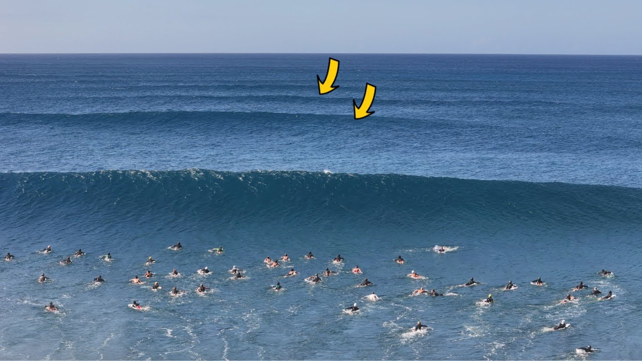 Surfers Scramble For Large Outside Set | 10 Foot Pipeline