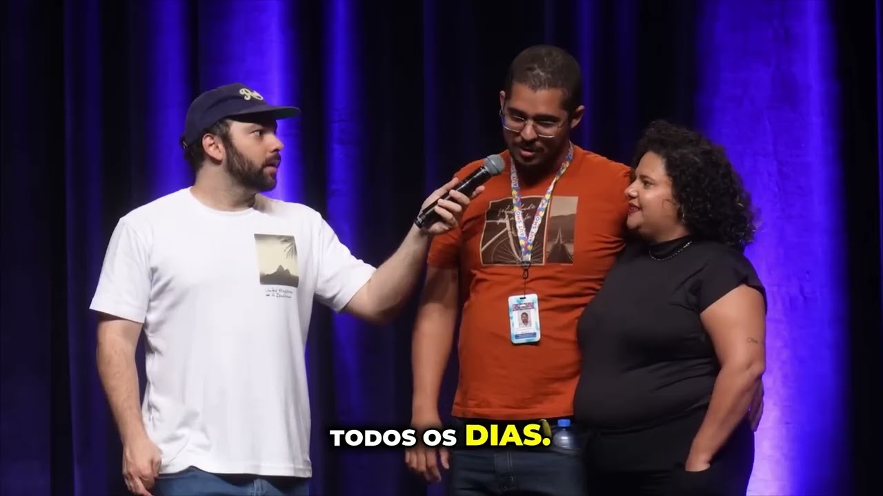 Ela dorme com uma ARMA embaixo do travesseiro! 🔫