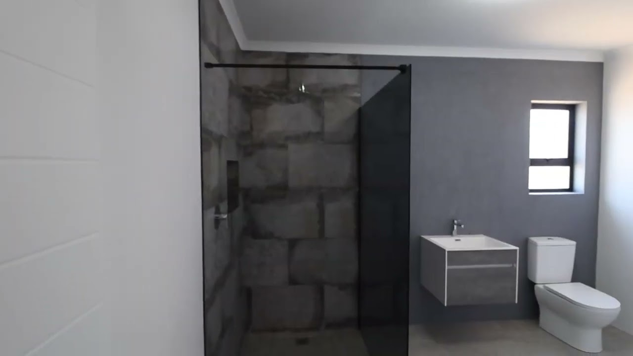 Infoprop Langebaan - Modern 3 bedroom, 2 bathroom house in Myburgh Park