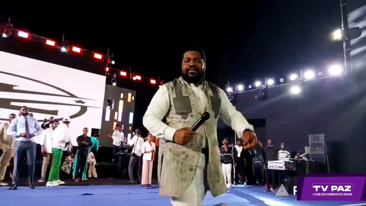EMMANUEL MUSONGO - Concert gospel Angola v RDC. Atuação completa 