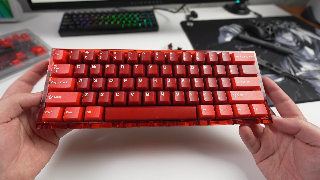 Montei um teclado teclado magnético com peças do AliExpress!