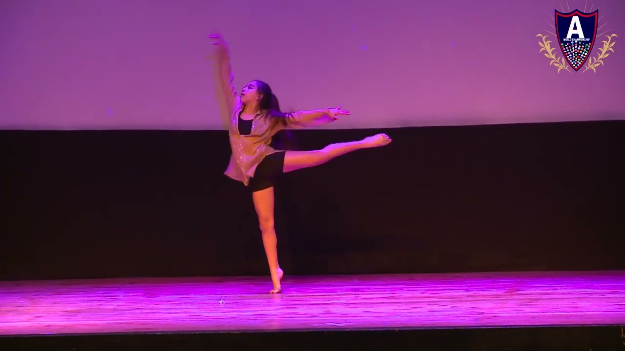 Danza Contemporanea   Solista Infantil B  Maia Caballero – Danzas La Esquina – Profesora Lourdes