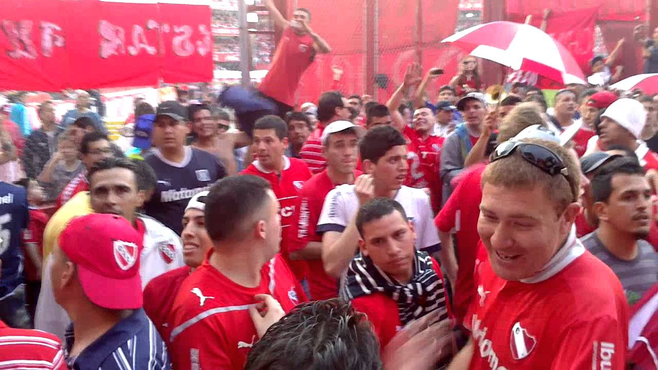 La banda del Rojo ya llego // Previa