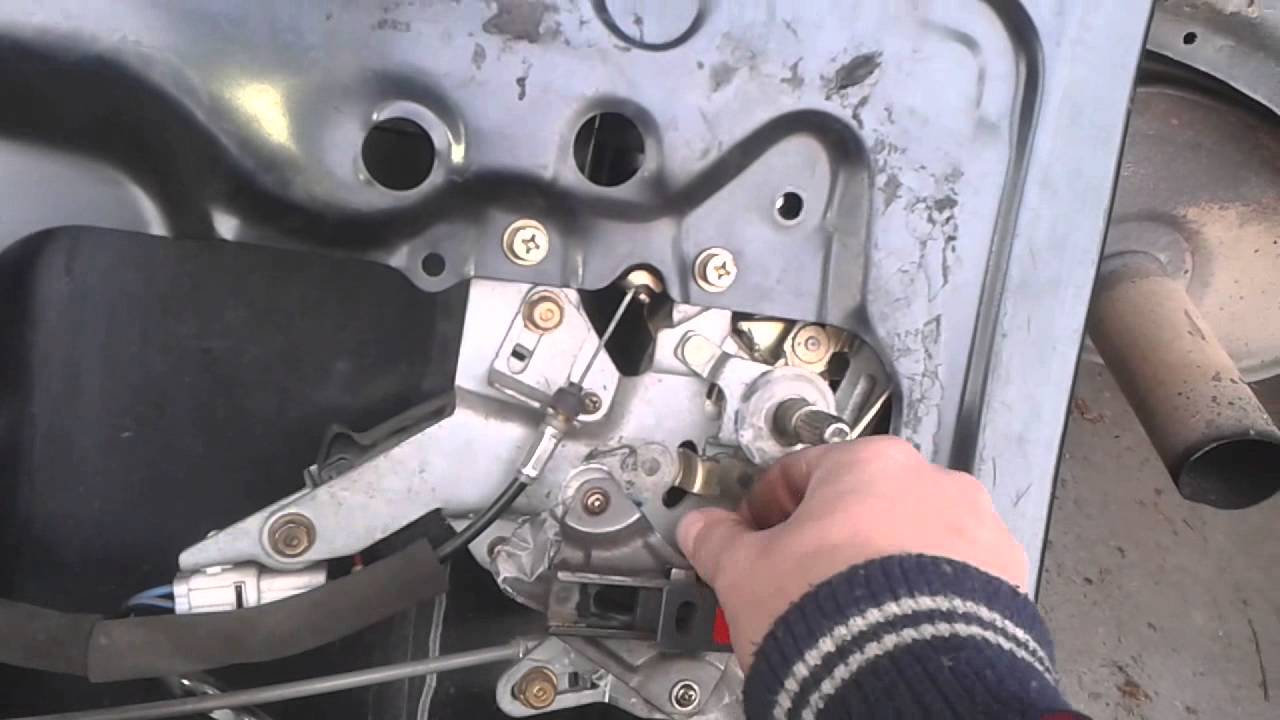 How to Change Sliding door handle on Toyota Estima/Previa/Torago/TCR
