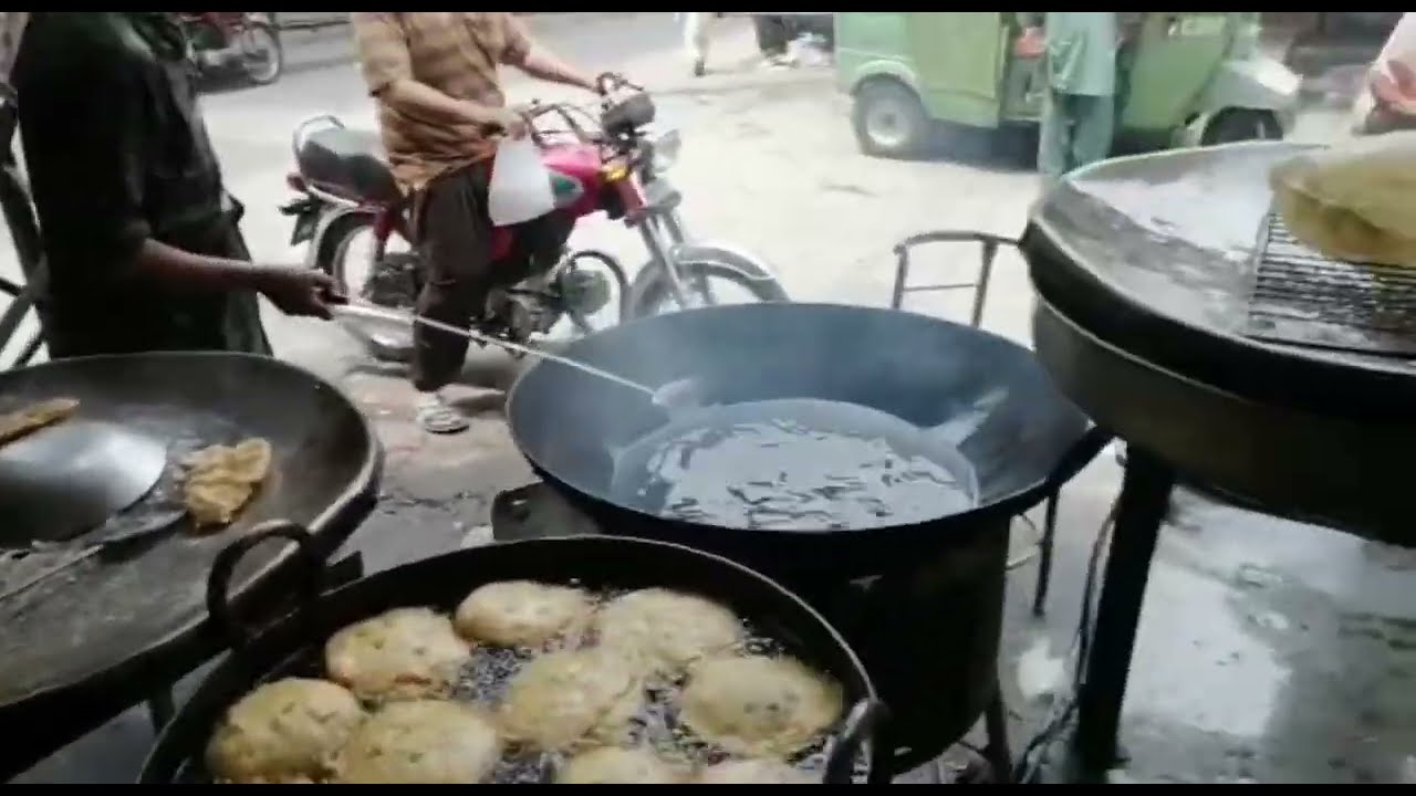 How Pakistani celebrate Eid ✨