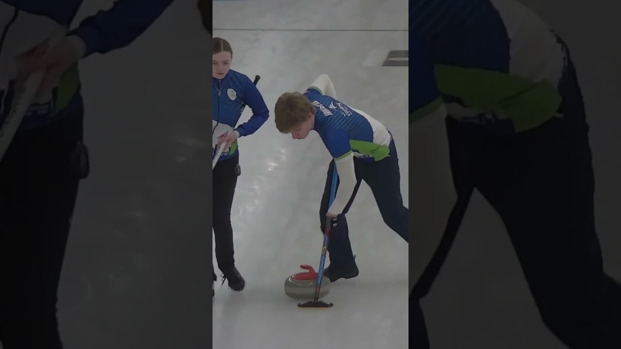 Promocja długiego kąta! 📐 Bart Klomp 🇳🇱 Wykazuje się kreatywnością 🥌🇧🇪 #curling #sport #highlight...