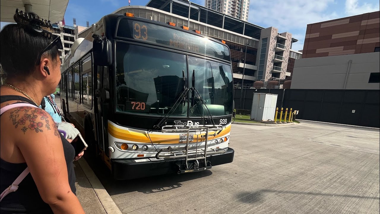 TheBus Honolulu Bus DE40LFR 928 Route 93 Express Makaha 
