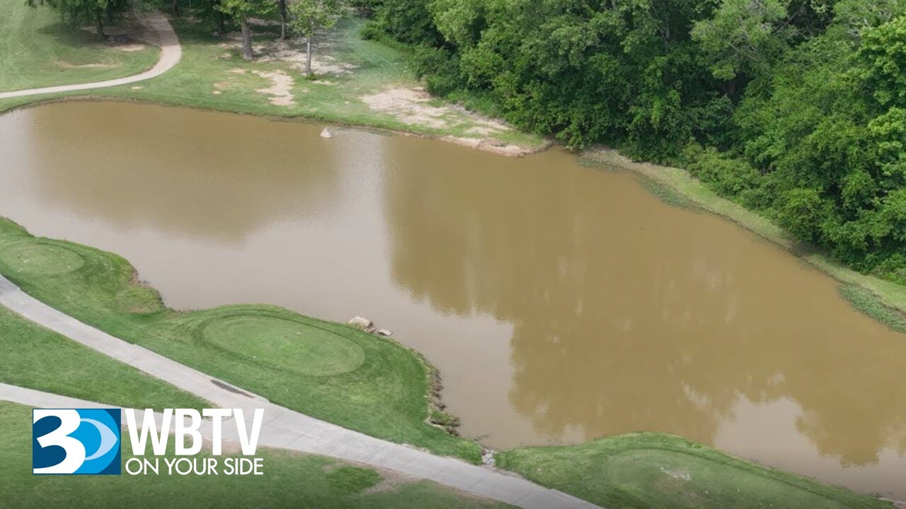14-Year-Old Drowns In Charlotte Golf Course Pond