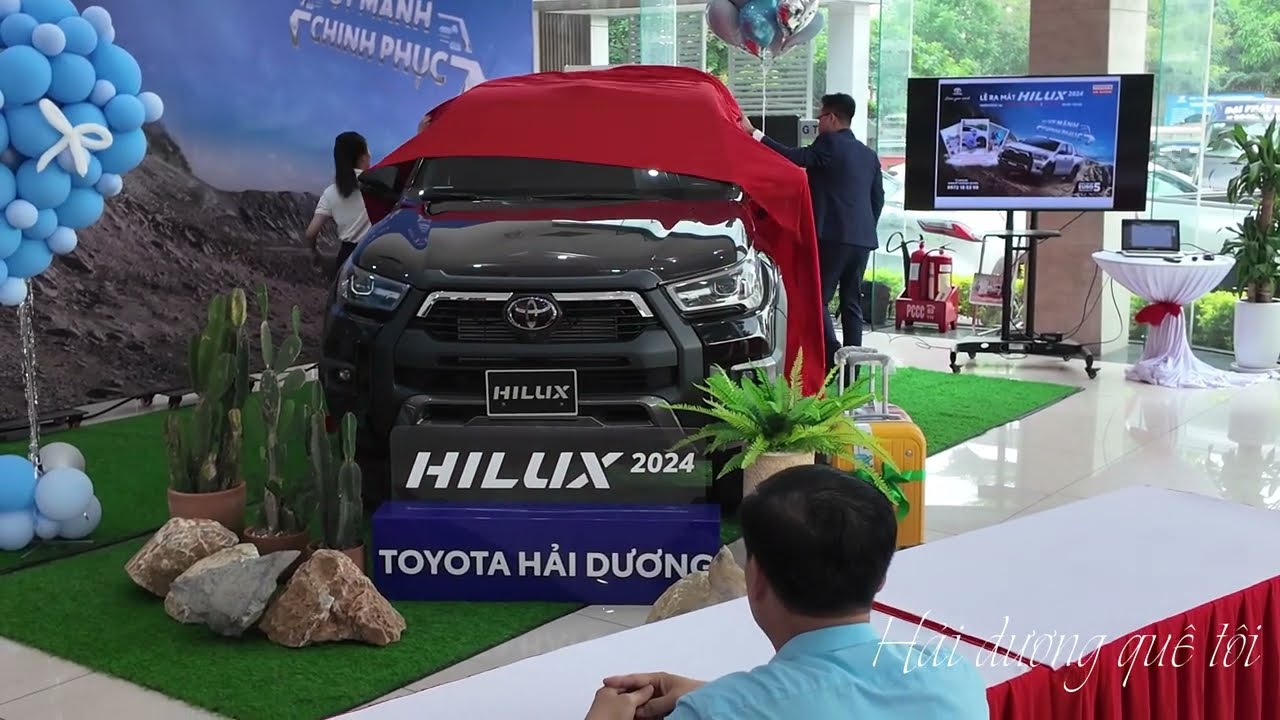 Bốc thăm trúng thưởng, giới thiệu mẫu xe bán tải HILUX mới TOYOTA số 1 NGô quyền - TP Hải Dương....