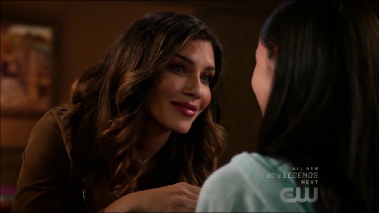 Arrow 7x04 Felicity is DEAD and Zoe is the new Canary (in the future)