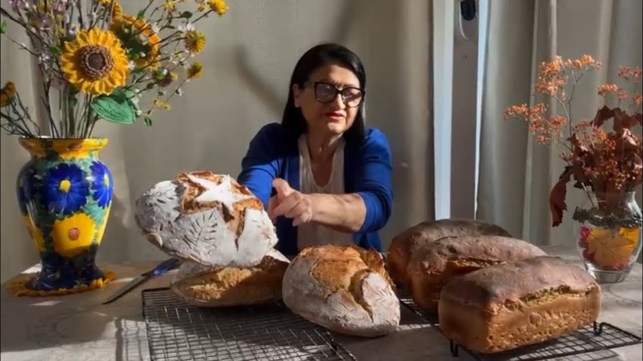 Թթխմորով տարեկանի և ցորենի ալյուրով  հաց//Ржаной и пшеничный хлеб на закваске/