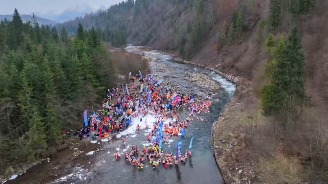Piana w rzece - czasem natura, czasem głupota