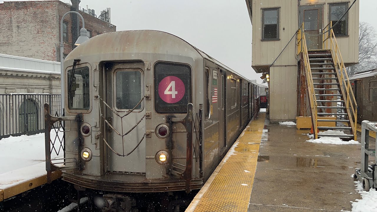 IRT Jerome Ave Line: (4) Trains End/Begin Service @ Woodlawn (R62A, R142, R142A)