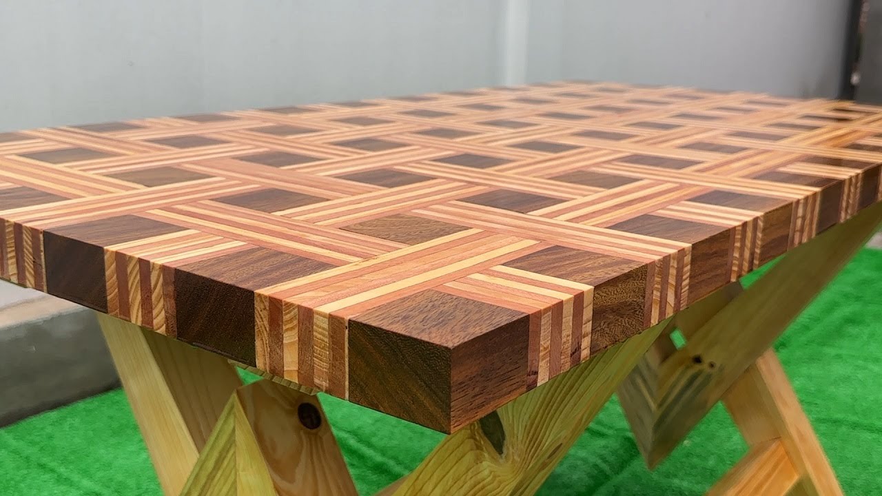 Smart Wood Recycling Project // Utilizes Burnt Wood And Debris To Make A Unique 3D Dining Table
